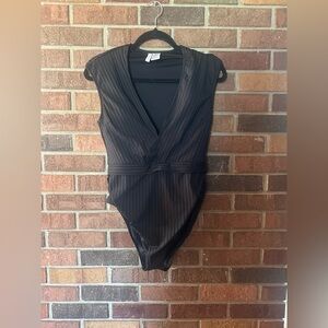 Sanctuary Women's Plunge-Neck Cap-Sleeve One-Piece Swimsuit Size M